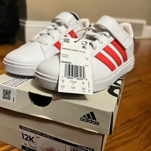 Adidas Grand Court. size 12. Never worn.